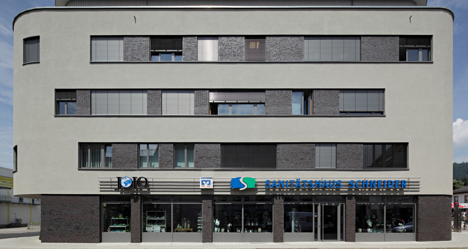 02_01_gewerbeobjekte_aerztehaus_02